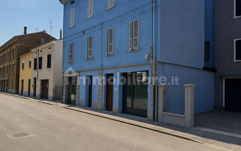 Trilocale via Guglielmo du Tillot, Centro, Colorno — foto 27 di 34