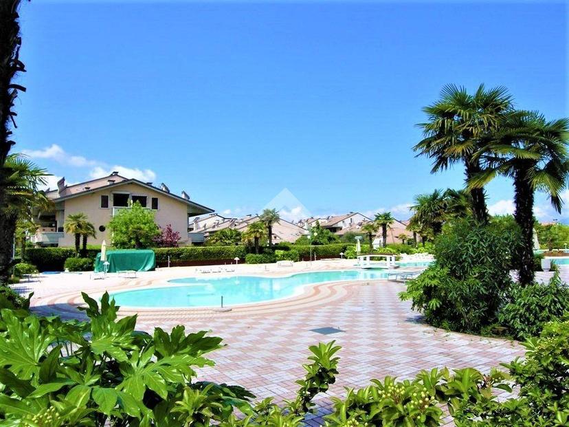 Bilocale buono stato, piano terra, Rivoltella, Desenzano del Garda