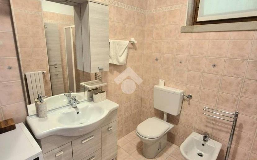 Bilocale buono stato, piano terra, Rivoltella, Desenzano del Garda — foto 6 di 12