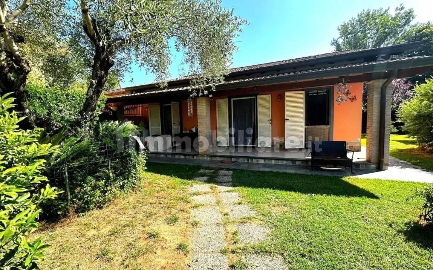 Terratetto unifamiliare via Fosso Nuovo,, Ronchi - Poveromo, Massa
