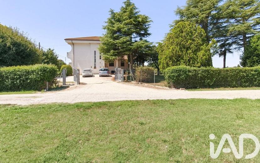 Villa unifamiliare Strada Santa Croce 810, Sant'Elpidio a Mare — foto 11 di 28