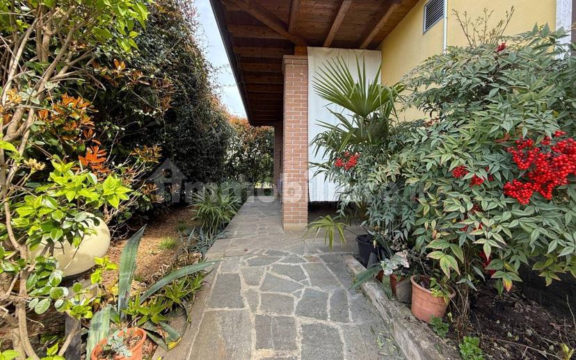 Terratetto plurifamiliare 220 m², buono stato, Stezzano — foto 24 di 38