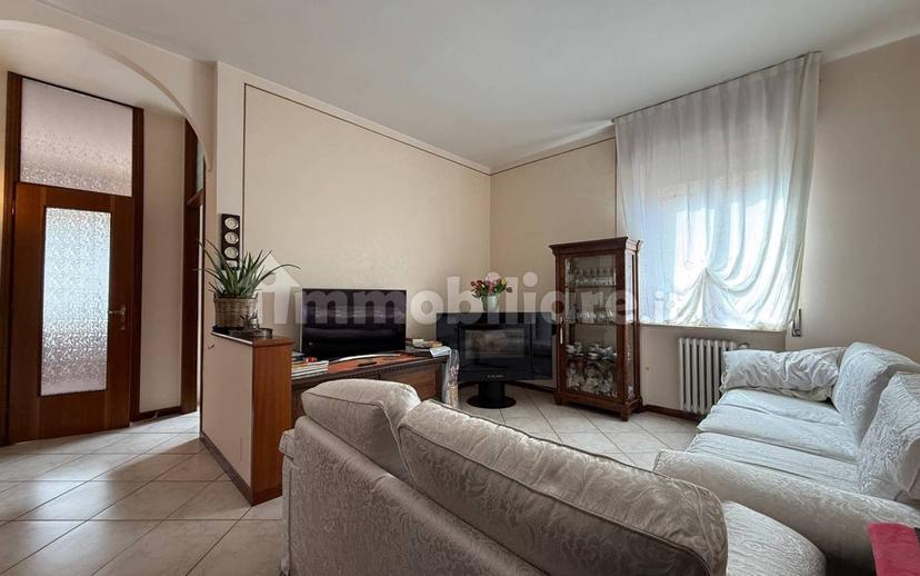 Terratetto plurifamiliare 220 m², buono stato, Stezzano — foto 12 di 38