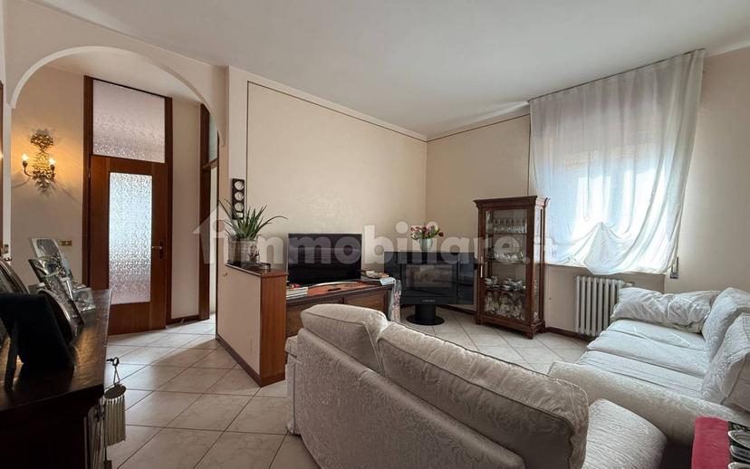 Terratetto plurifamiliare 220 m², buono stato, Stezzano — foto 7 di 38