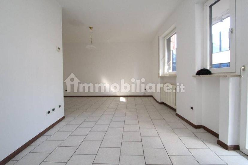 Monolocale buono stato, quarto piano, Centro, Bolzano — foto 4 di 5