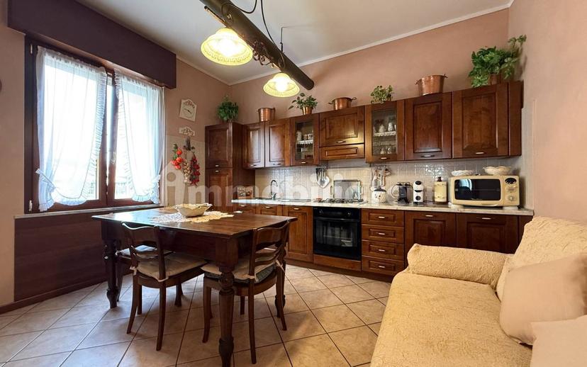 Appartamento buono stato, su più livelli, Stezzano — foto 7 di 15