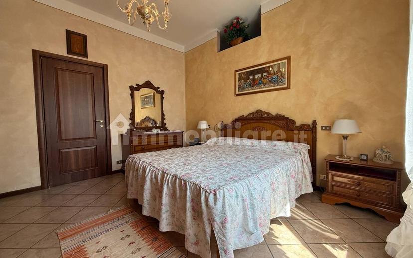 Appartamento buono stato, su più livelli, Stezzano — foto 2 di 15