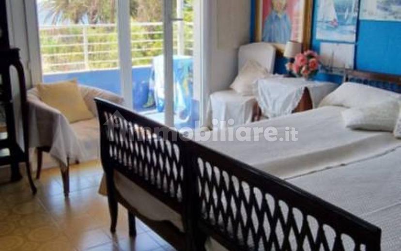 Stanza doppia via Bellaria 24, Quartu Sant'Elena — foto 4 di 20