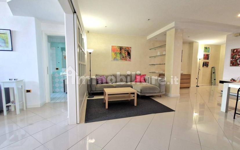 Appartamento via Armando Diaz 131, Quartu, Quartu Sant'Elena — foto 22 di 27