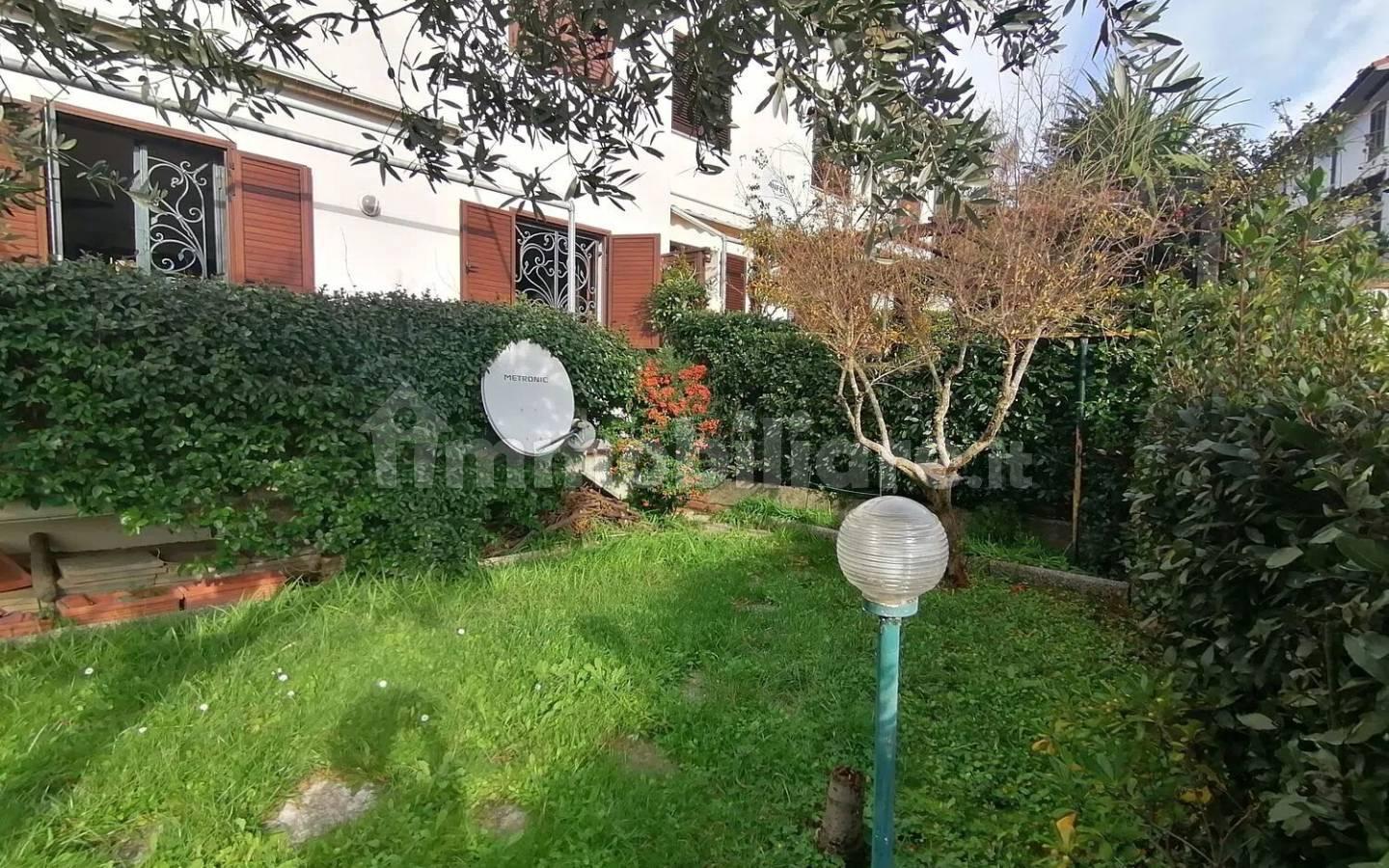 Villa unifamiliare via Sgarallino, Chioma, Nibbiaia, Rosignano Marittimo