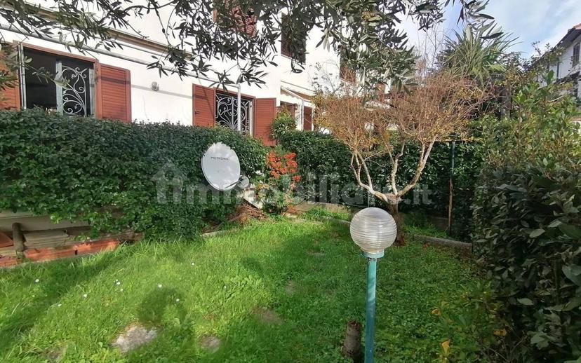 Villa unifamiliare via Sgarallino, Chioma, Nibbiaia, Rosignano Marittimo