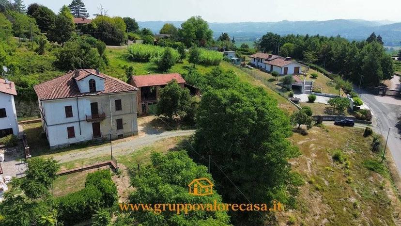 Terratetto unifamiliare 500 m², da ristrutturare, Acqui Terme — foto 10 di 13