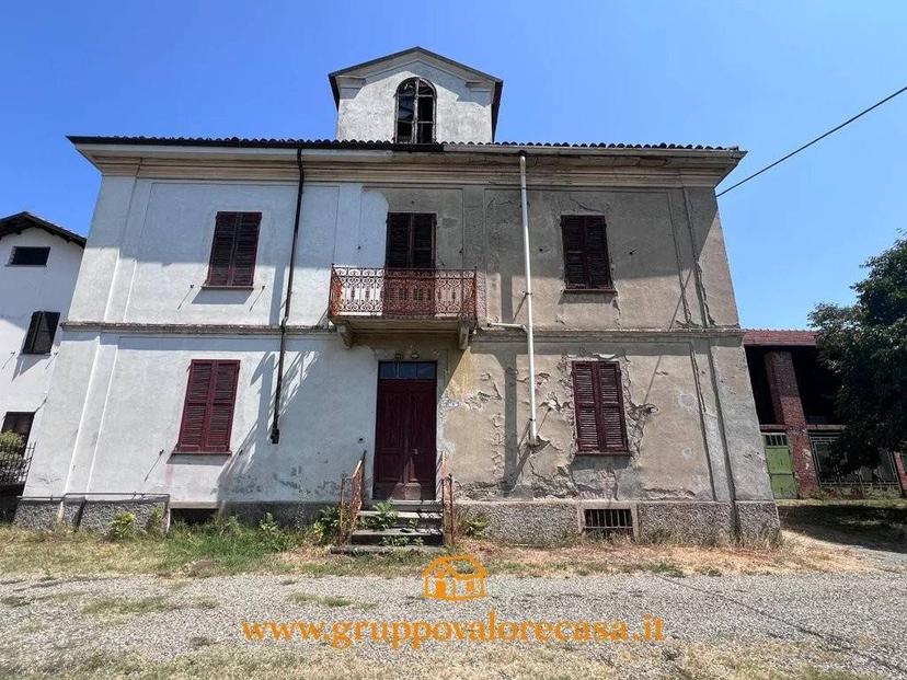 Terratetto unifamiliare 500 m², da ristrutturare, Acqui Terme — foto 11 di 13