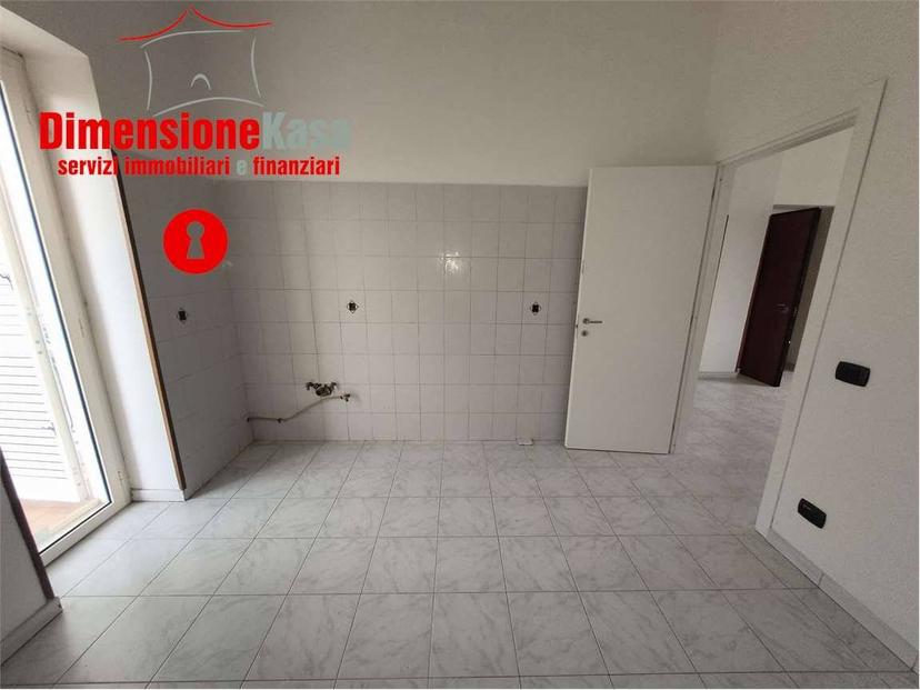 Trilocale via Maddaloni, Centro, San Felice a Cancello — foto 12 di 20