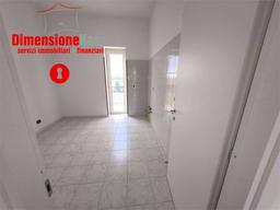 Trilocale via Maddaloni, Centro, San Felice a Cancello