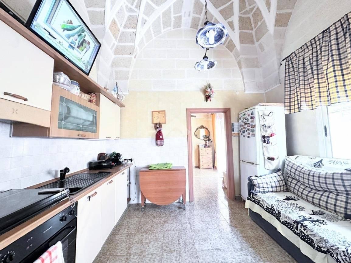 Villa unifamiliare via Fellone 25, San Pietro in Bevagna, Manduria