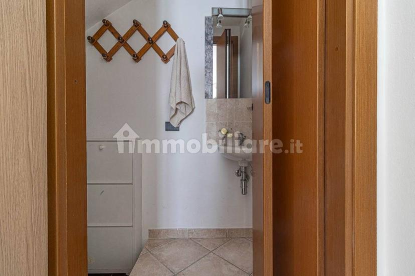 Terratetto unifamiliare via Campo dei Fiori 13, Centro, Angera — foto 8 di 47
