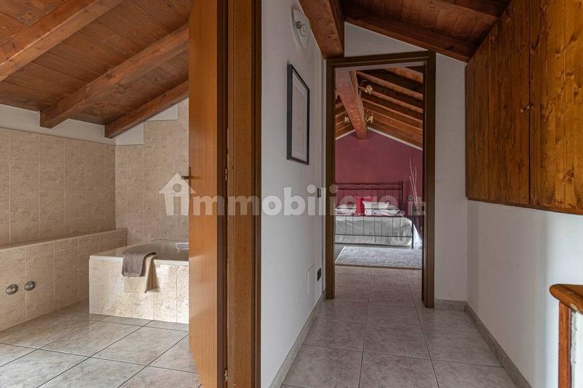 Terratetto unifamiliare via Campo dei Fiori 13, Centro, Angera — foto 37 di 47