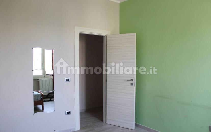 Stanza singola via Magna Grecia 7, Bari