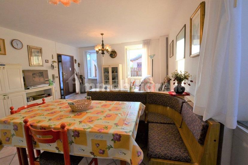 Trilocale buono stato, piano terra, Centro, Sarnonico — foto 3 di 10