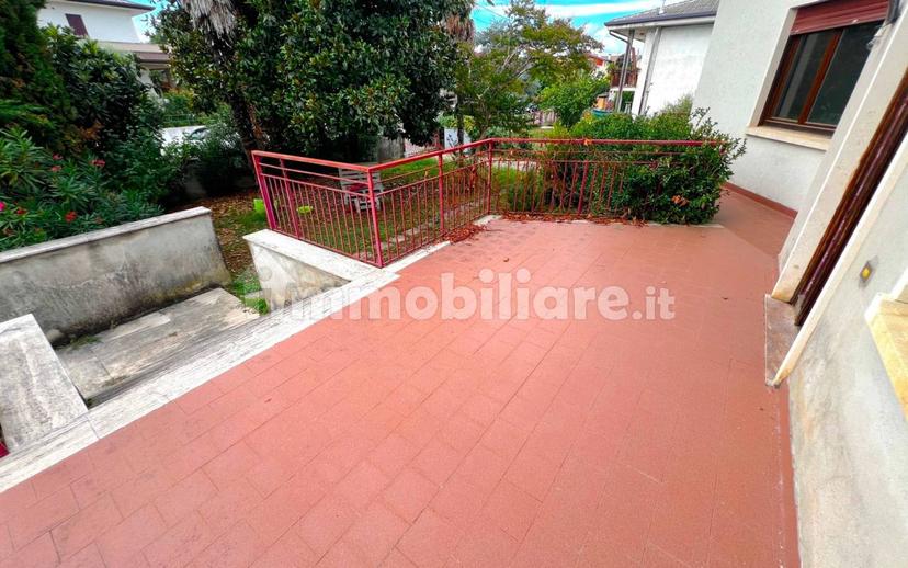Bilocale via Cividale, Marola, Torri di Quartesolo