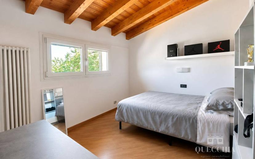 Villa bifamiliare via Salvo D'Acquisto 5, Centro, San Felice del Benaco — foto 4 di 21