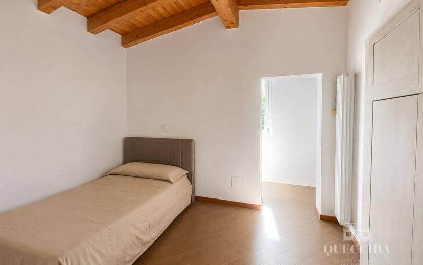 Villa bifamiliare via Salvo D'Acquisto 5, Centro, San Felice del Benaco — foto 7 di 21