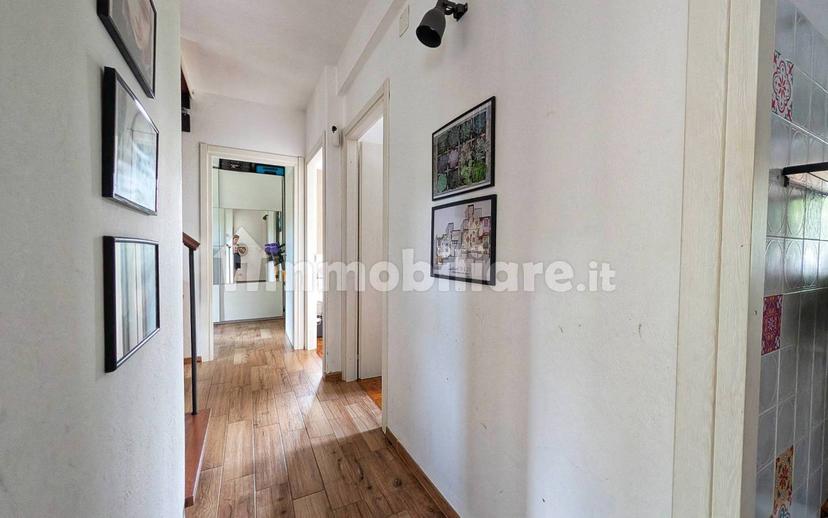 Villa unifamiliare via Spallarossa 21, Bavari, Genova