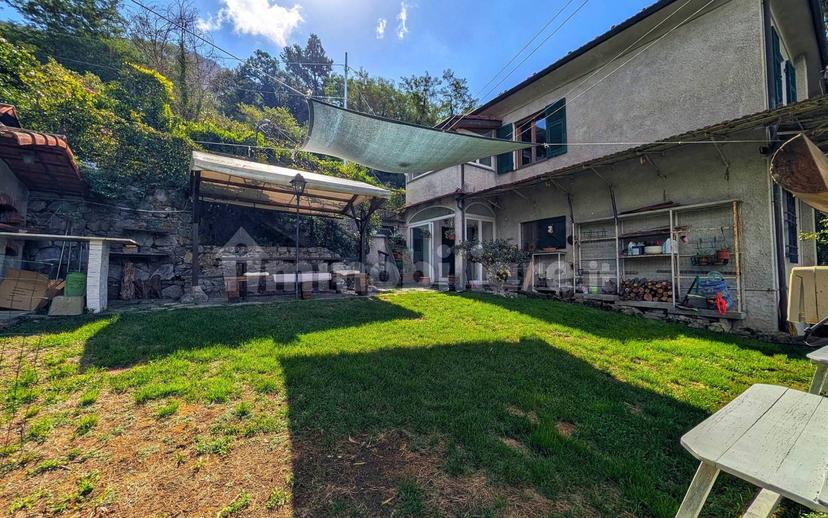 Villa unifamiliare via Spallarossa 21, Bavari, Genova — foto 4 di 48