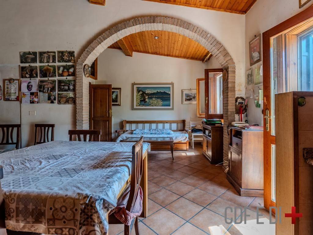 Villa bifamiliare via Ara Vecchia, Pagliara, Borgorose