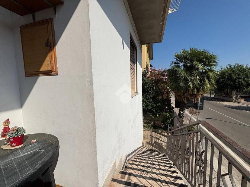 Trilocale via Ponte Cavalcavia 49, Centro, Notaresco — foto 29 di 30