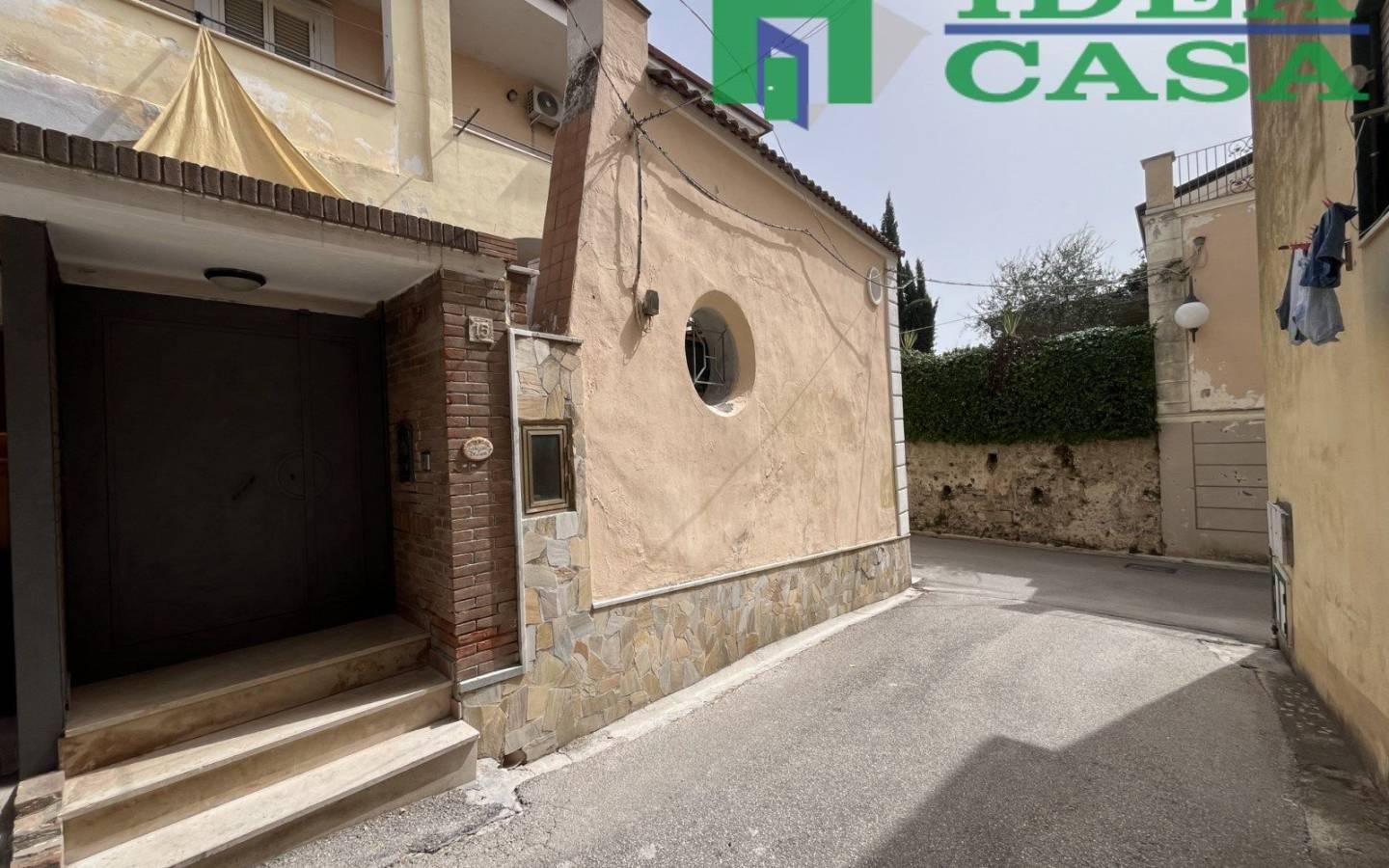 Terratetto unifamiliare via Cortegrande, Camigliano