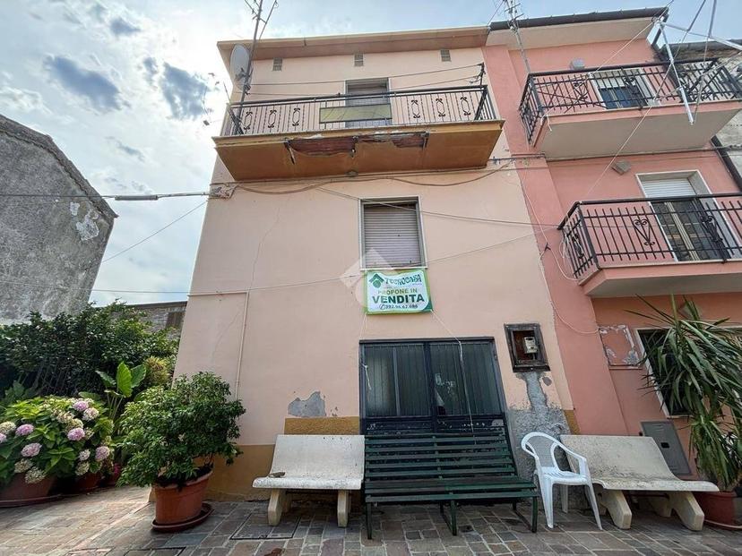 Rustico piazza Portella 20, Castellalto — foto 12 di 30