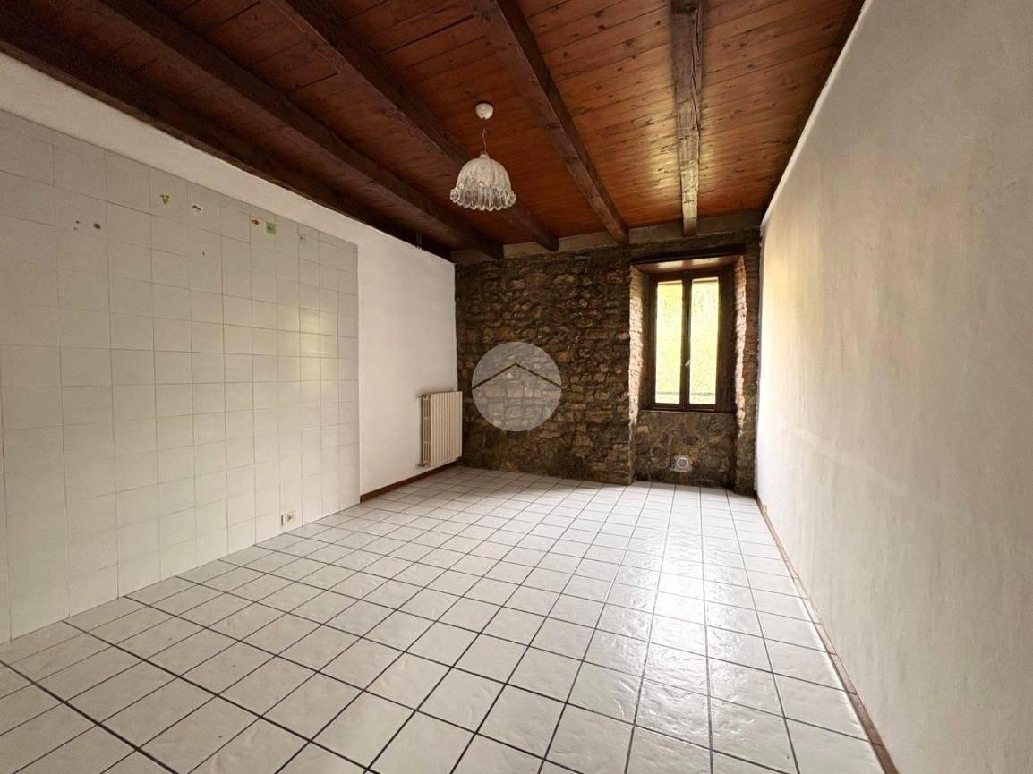 Bilocale via Casaglio 45, Piazza, Gussago