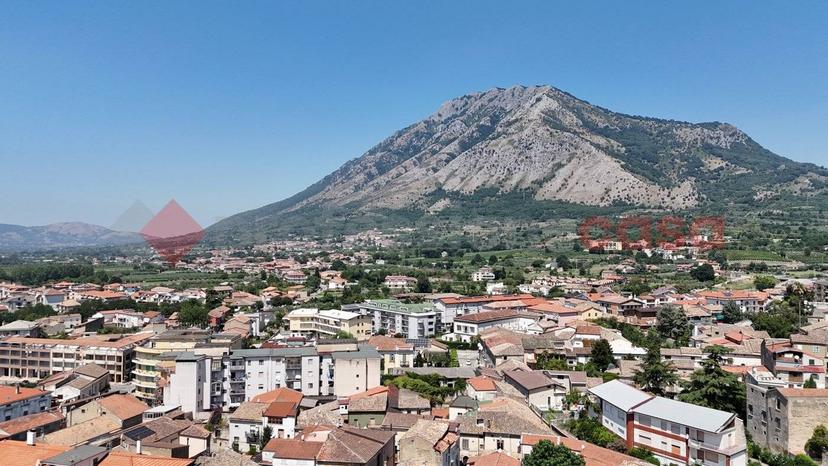 Terratetto unifamiliare piazza Umberto, SNC, Montesarchio — foto 4 di 29