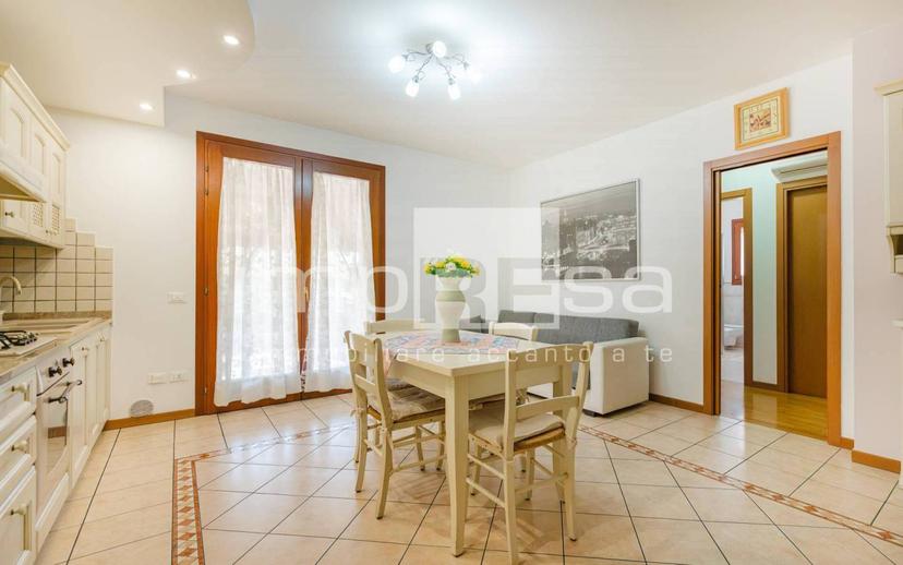 Quadrilocale via Caldevie 4, Centro, Santa Lucia di Piave — foto 6 di 18