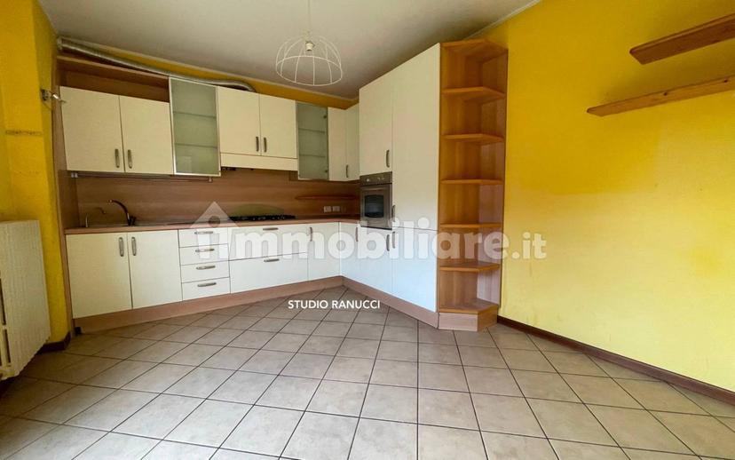 Quadrilocale via Piave, Azzano San Paolo — foto 13 di 27