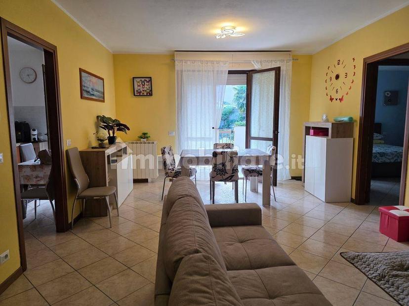 Trilocale via Bruno Rutto, Centro, Omegna — foto 22 di 25