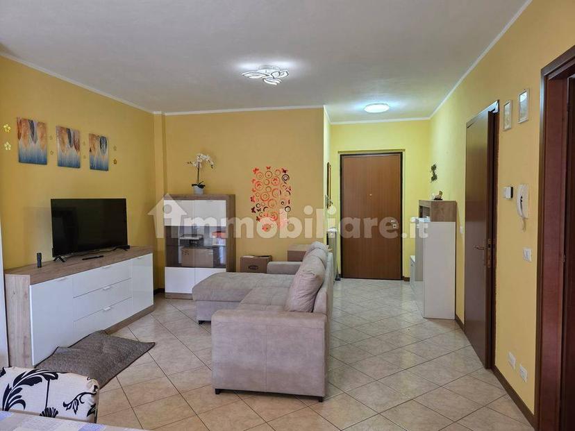 Trilocale via Bruno Rutto, Centro, Omegna — foto 12 di 25