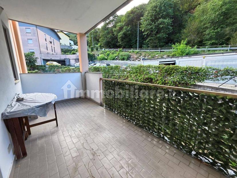 Trilocale via Bruno Rutto, Centro, Omegna — foto 19 di 25