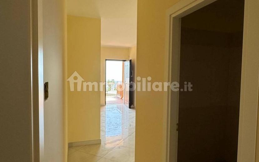 Trilocale via Bettino Ricasoli 15, Trecastagni — foto 9 di 16