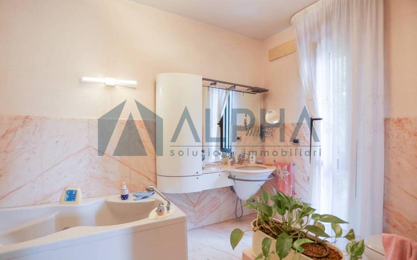 Villa unifamiliare via Schio, Ospedaletto, Forlì — foto 37 di 51