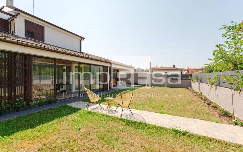 Villa unifamiliare via Manin, Centro, Conegliano — foto 6 di 39