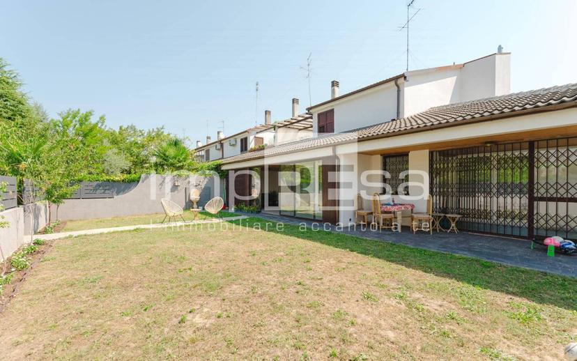 Villa unifamiliare via Manin, Centro, Conegliano — foto 8 di 39