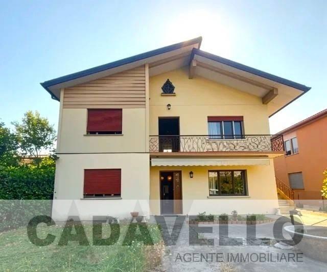 Villa plurifamiliare piazza Umberto I, Centro, Zero Branco — foto 17 di 21