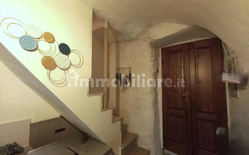 Terratetto unifamiliare 52 m², ottimo stato, Castel del Monte — foto 7 di 22