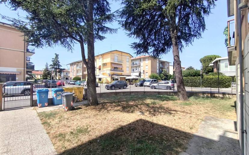 Bilocale buono stato, piano rialzato, Spazzoli - Medaglie D'Oro, Forlì