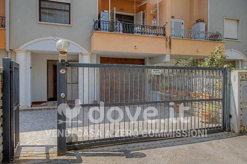 Villa unifamiliare via O. Respighi 40, Q5, Latina — foto 5 di 39