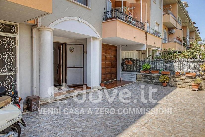 Villa unifamiliare via O. Respighi 40, Q5, Latina — foto 3 di 39