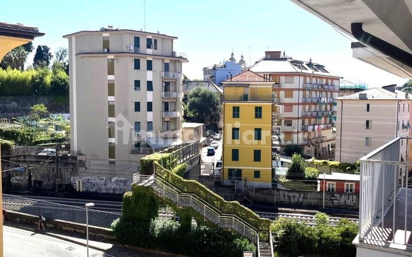 Trilocale buono stato, quarto piano, Centro, Arenzano — foto 21 di 39